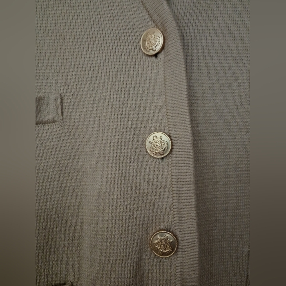 J. Crew  Patch-Pocket Cardigan Sweater - Beige .New no Tag.Pit To Pit 23 - Picture 3 of 10